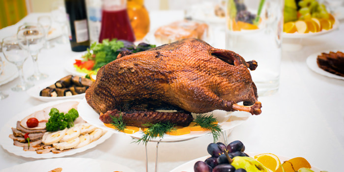 12 Tips for Serving a Healthier Thanksgiving Feast