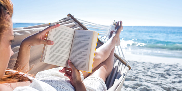 Dr. Demartini’s “Light” Summer Reading List: Books to Keep your Brain Active on Vacation