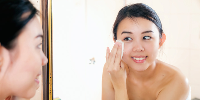 #NoMakeup: The Benefits of Taking it All Off